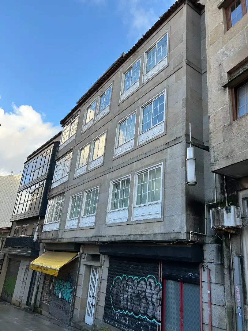 https://static.fotocasa.es/images/ads/0b99ba8c-8082-49e9-b968-2d2b0dd9735f?rule=original