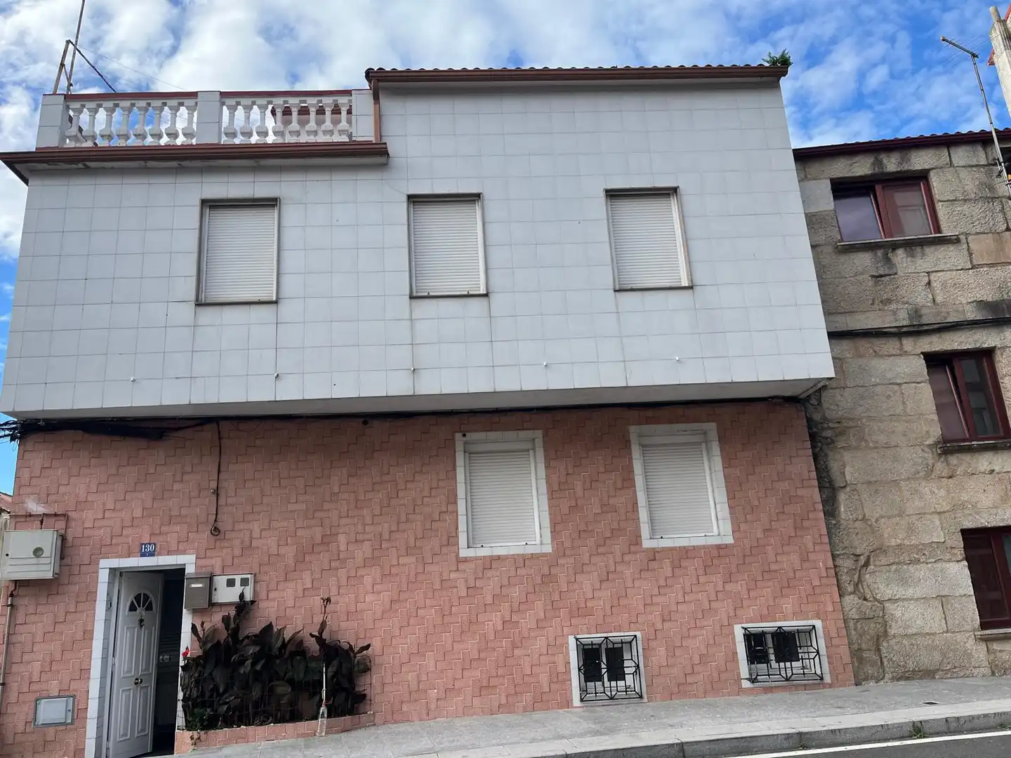 https://static.fotocasa.es/images/ads/1b99bb60-1840-4cb5-8122-295a7a40d442?rule=original