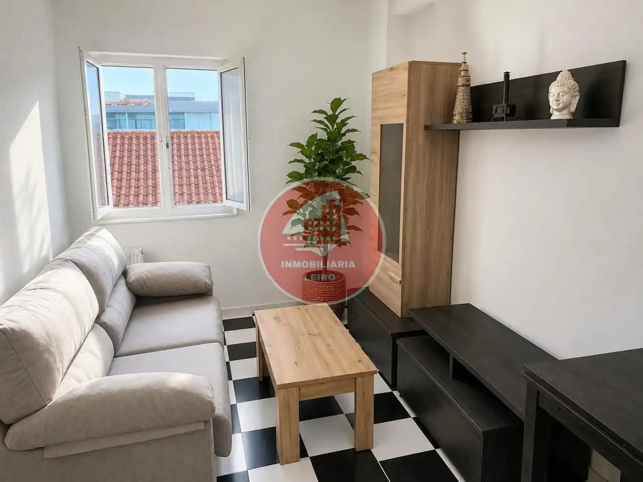 https://static.fotocasa.es/images/ads/7396de09-bdaf-419a-8dbc-721cd5c90591?rule=original