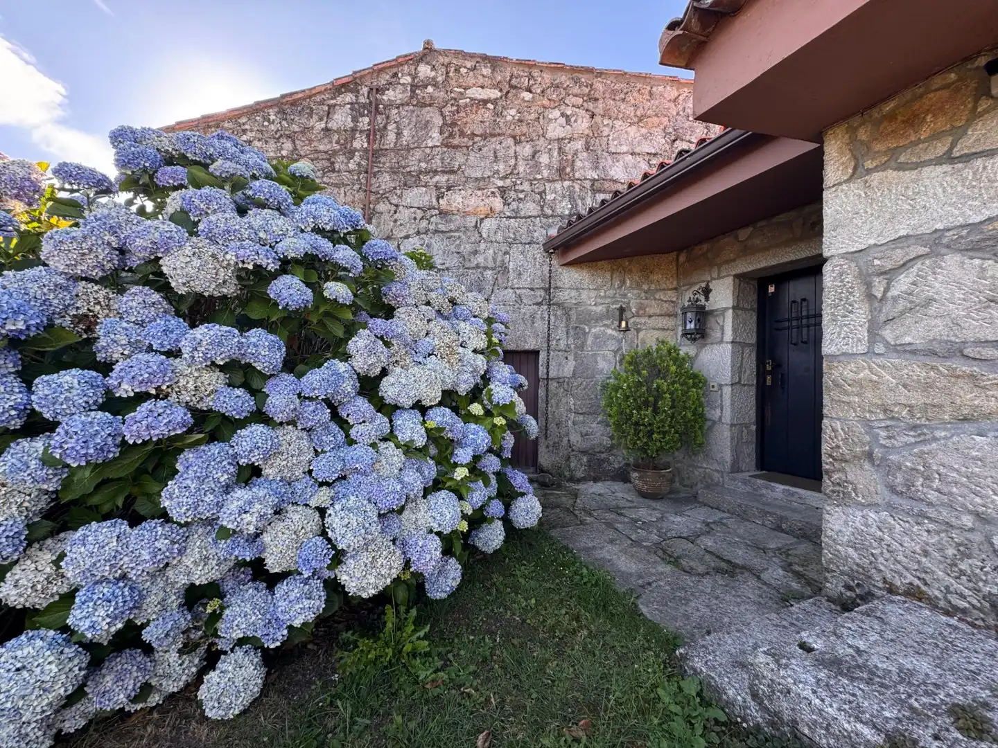 https://static.fotocasa.es/images/ads/b832d2d9-803d-4c95-aaa0-1e3aba20e8a4?rule=original