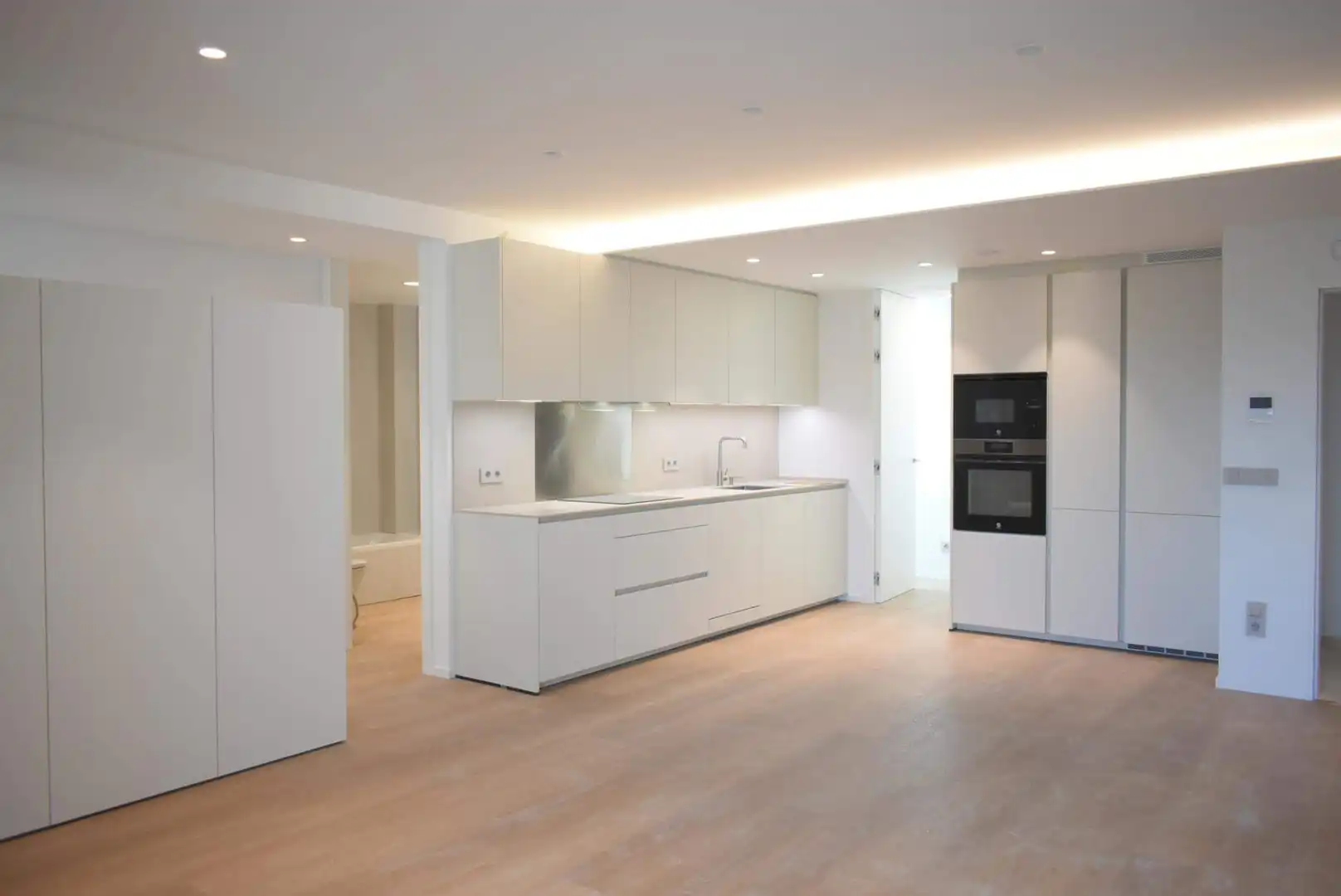 https://static.fotocasa.es/images/ads/5c336e26-2987-48ba-af6c-e6ef2600303a?rule=original