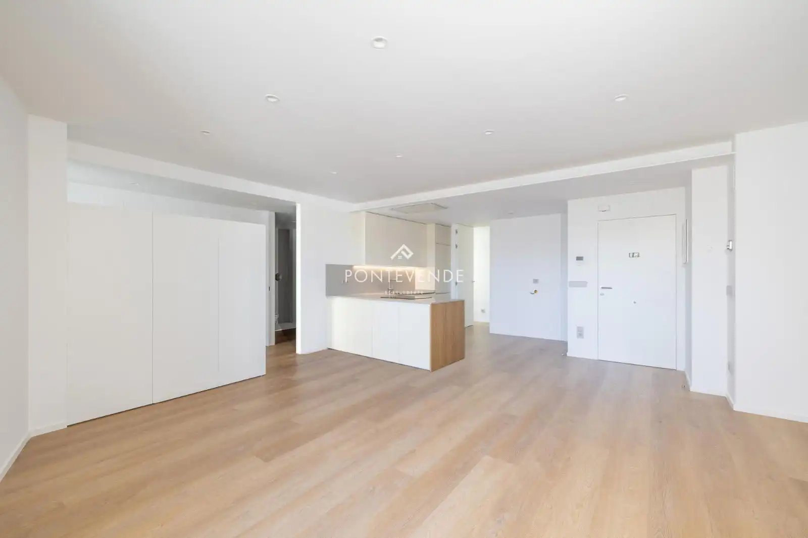https://static.fotocasa.es/images/ads/0abbf4ca-6115-4bd6-9eac-a182d95954d1?rule=original