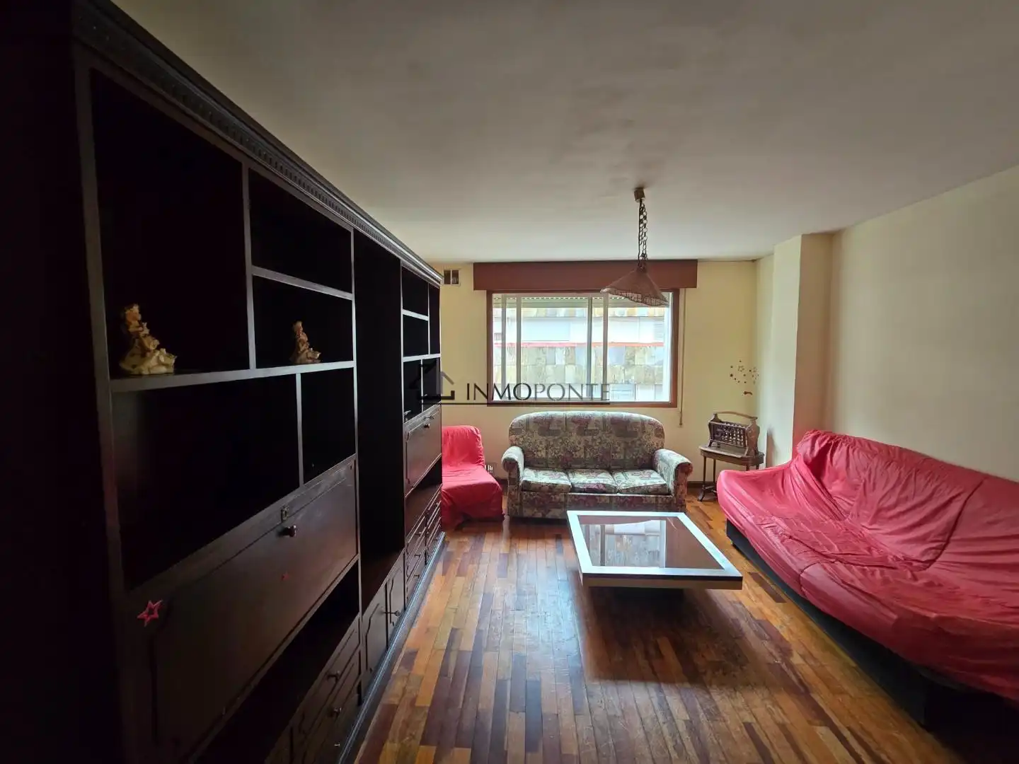https://static.fotocasa.es/images/ads/b9f7df92-807f-4ff5-a0f8-a7453e5334ed?rule=original