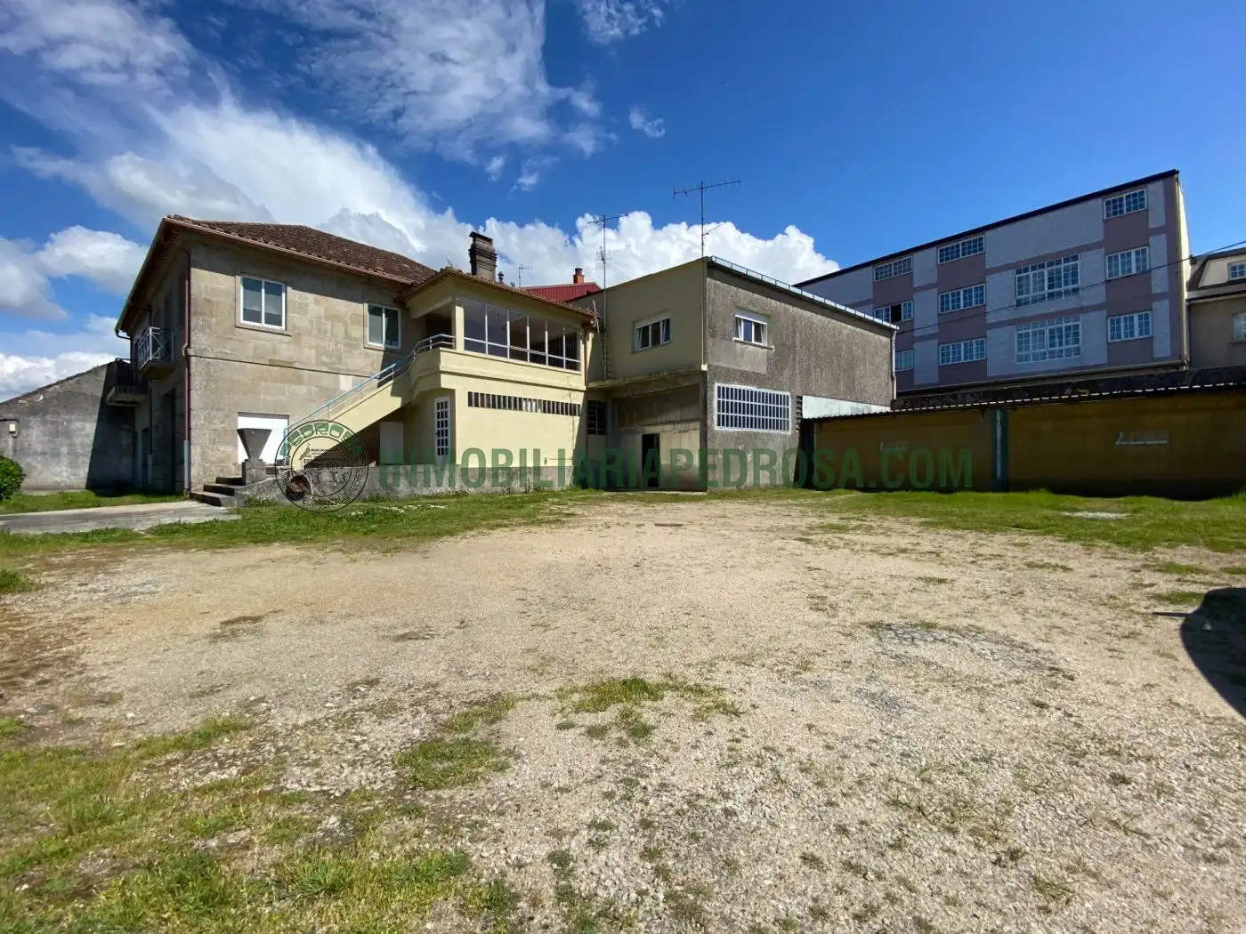 https://static.fotocasa.es/images/ads/3ac6a4da-aec8-4534-b026-870de1b6b10c?rule=original