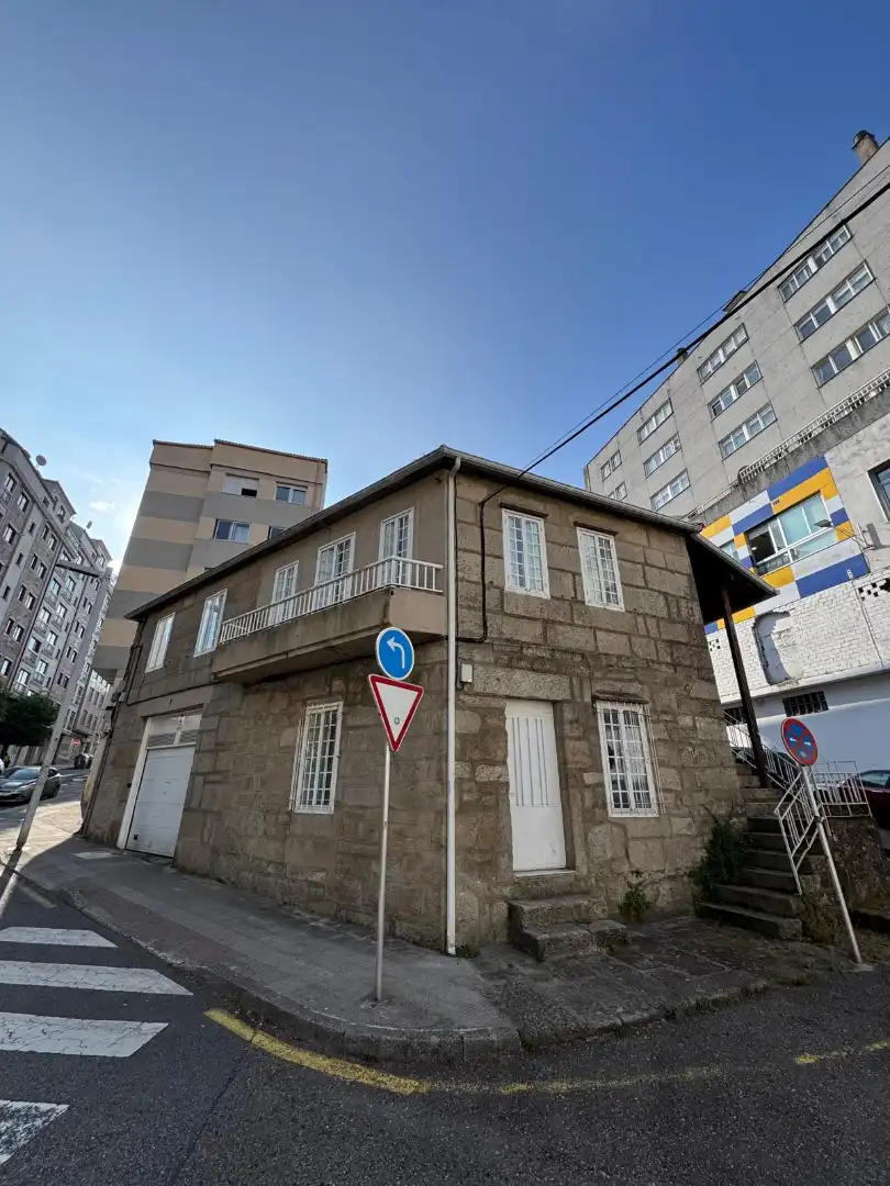 https://static.fotocasa.es/images/ads/e95be94f-812b-4f9a-bf73-c36b85a008a1?rule=original
