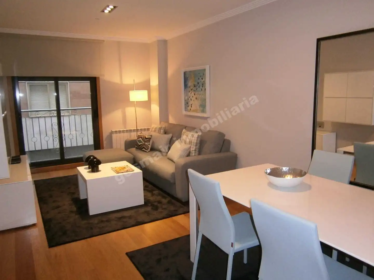 https://static.fotocasa.es/images/ads/451d44a3-fc26-421d-be9b-eda3870a0105?rule=original