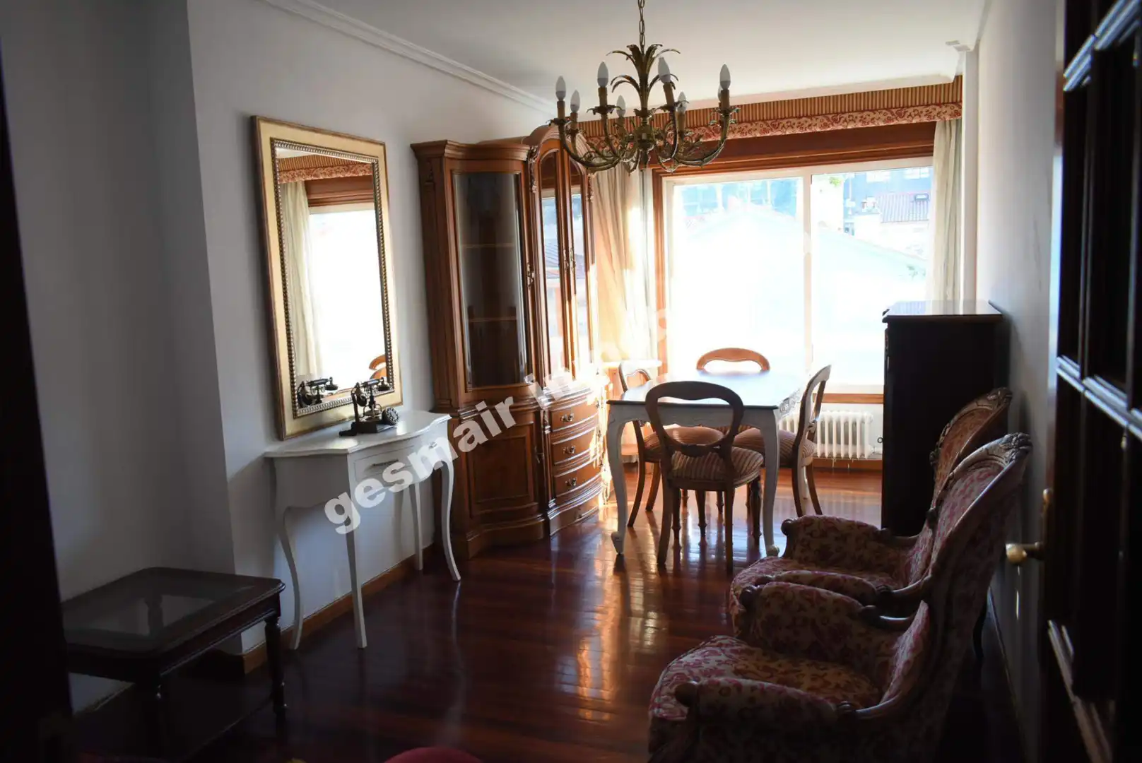 https://static.fotocasa.es/images/ads/d3306816-99a5-4195-9acf-06386014b527?rule=original