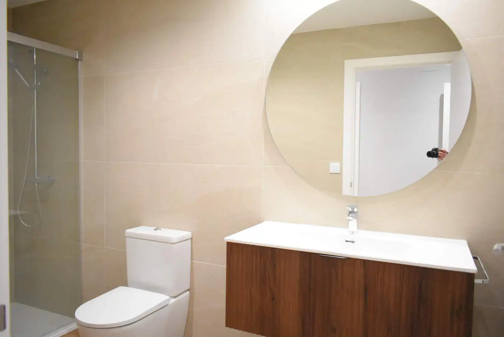 https://static.fotocasa.es/images/ads/52d1694c-2682-4ac4-a047-a079d9823a0f?rule=original