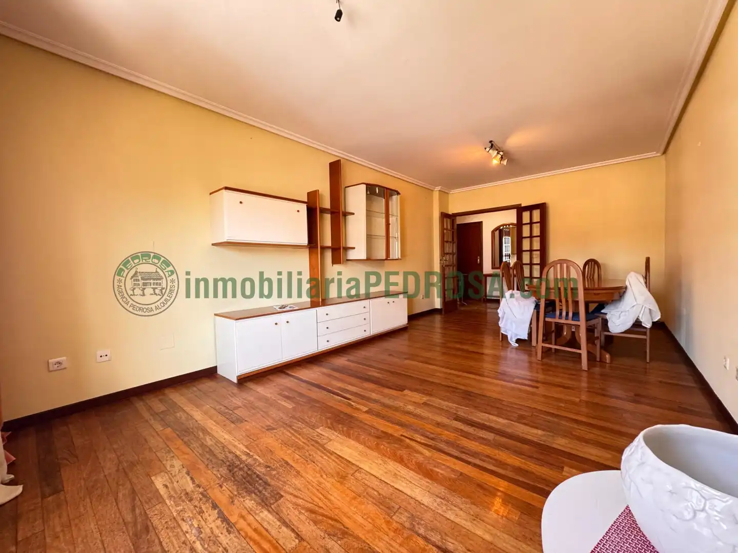 https://static.fotocasa.es/images/ads/690a9d27-0f0f-4729-8335-e353491f0b1f?rule=original