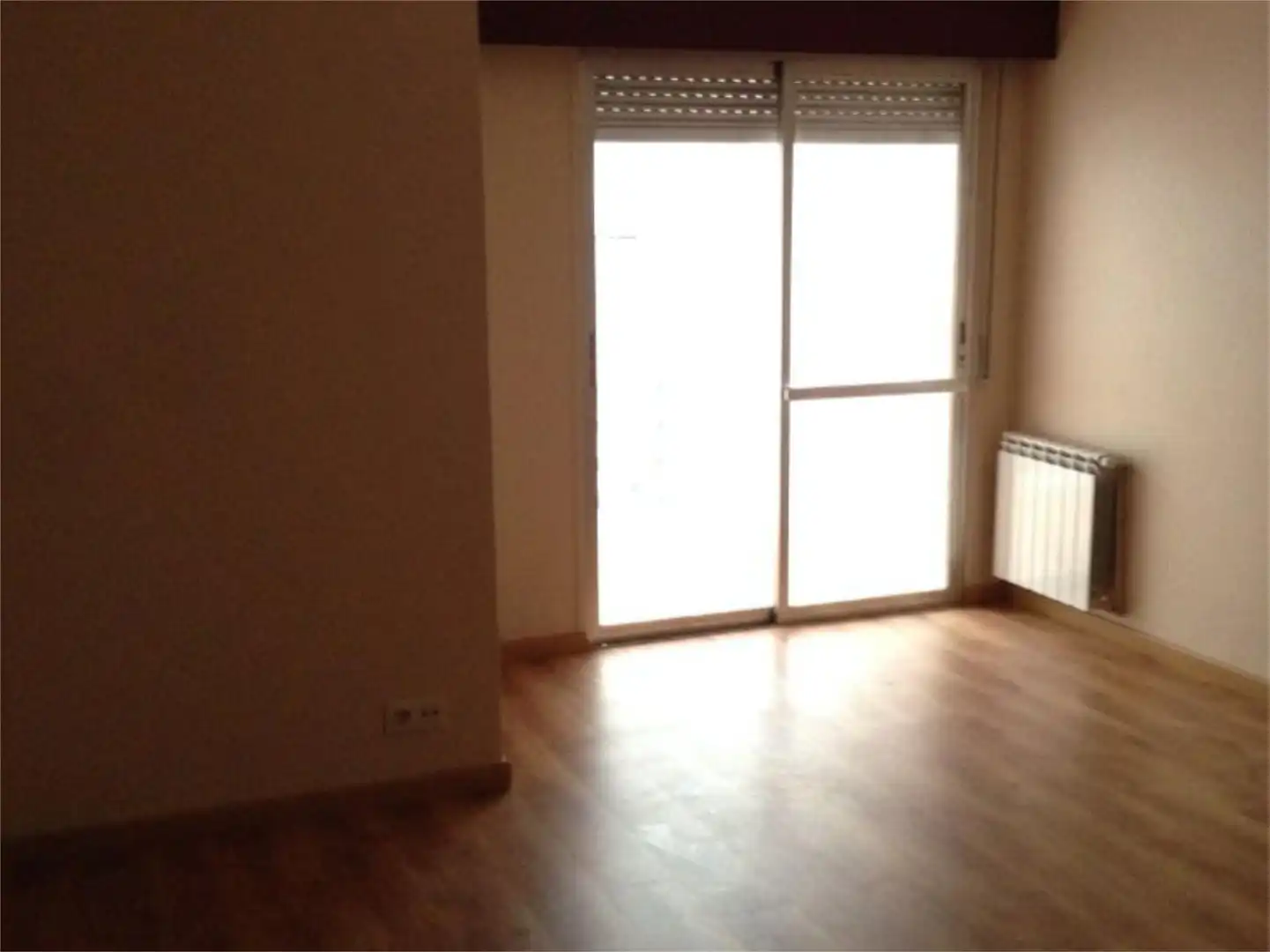 https://static.fotocasa.es/images/anuncio/2024/12/09/185103332/4502297795.jpg?rule=original
