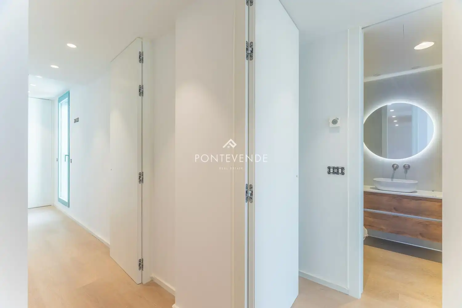 https://static.fotocasa.es/images/ads/ffac23f7-a058-4298-864d-062f7ba927df?rule=original