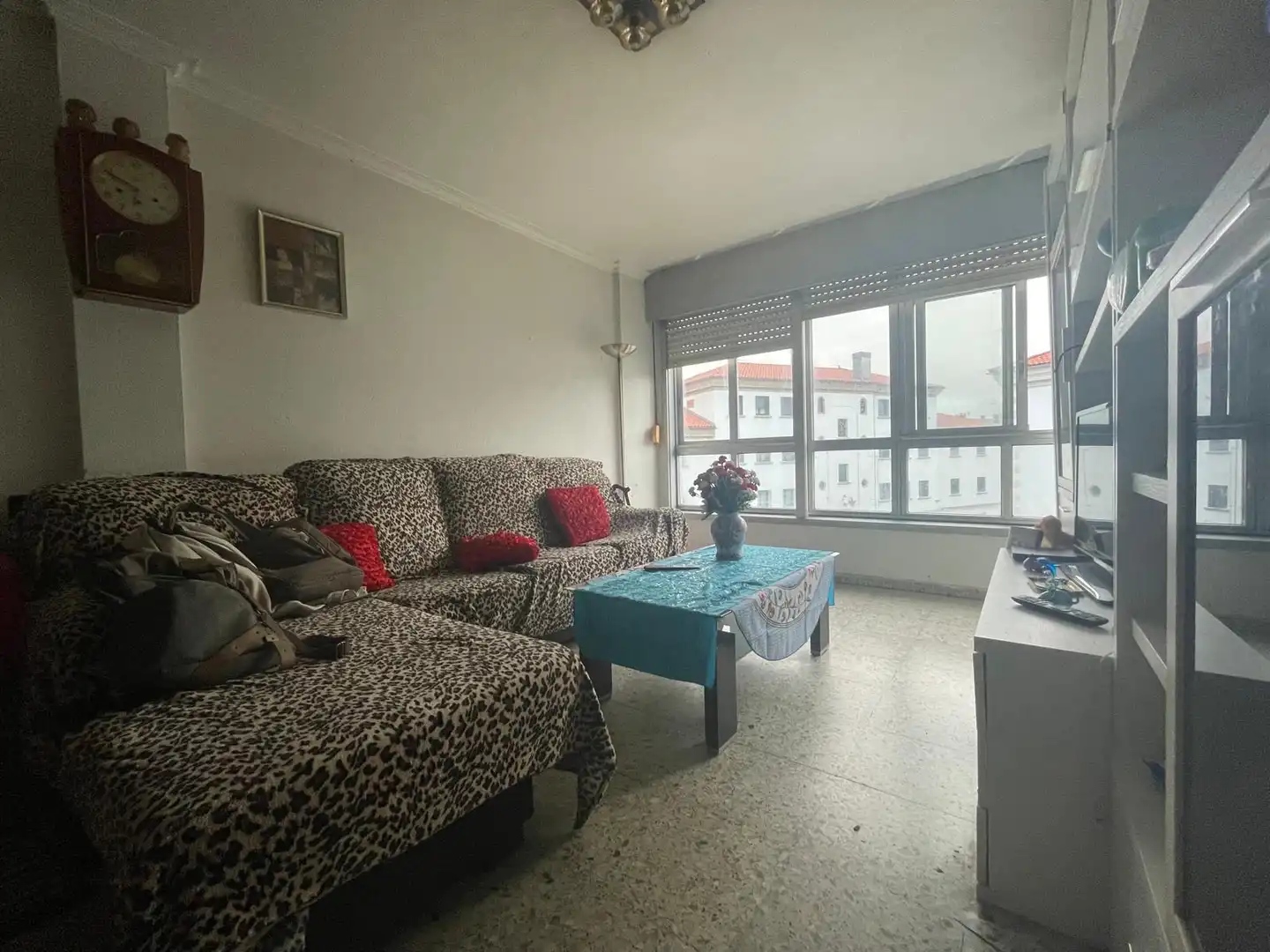 https://static.fotocasa.es/images/ads/01c8c3cd-40d5-47c8-9f62-3b8ecf7ac74b?rule=original