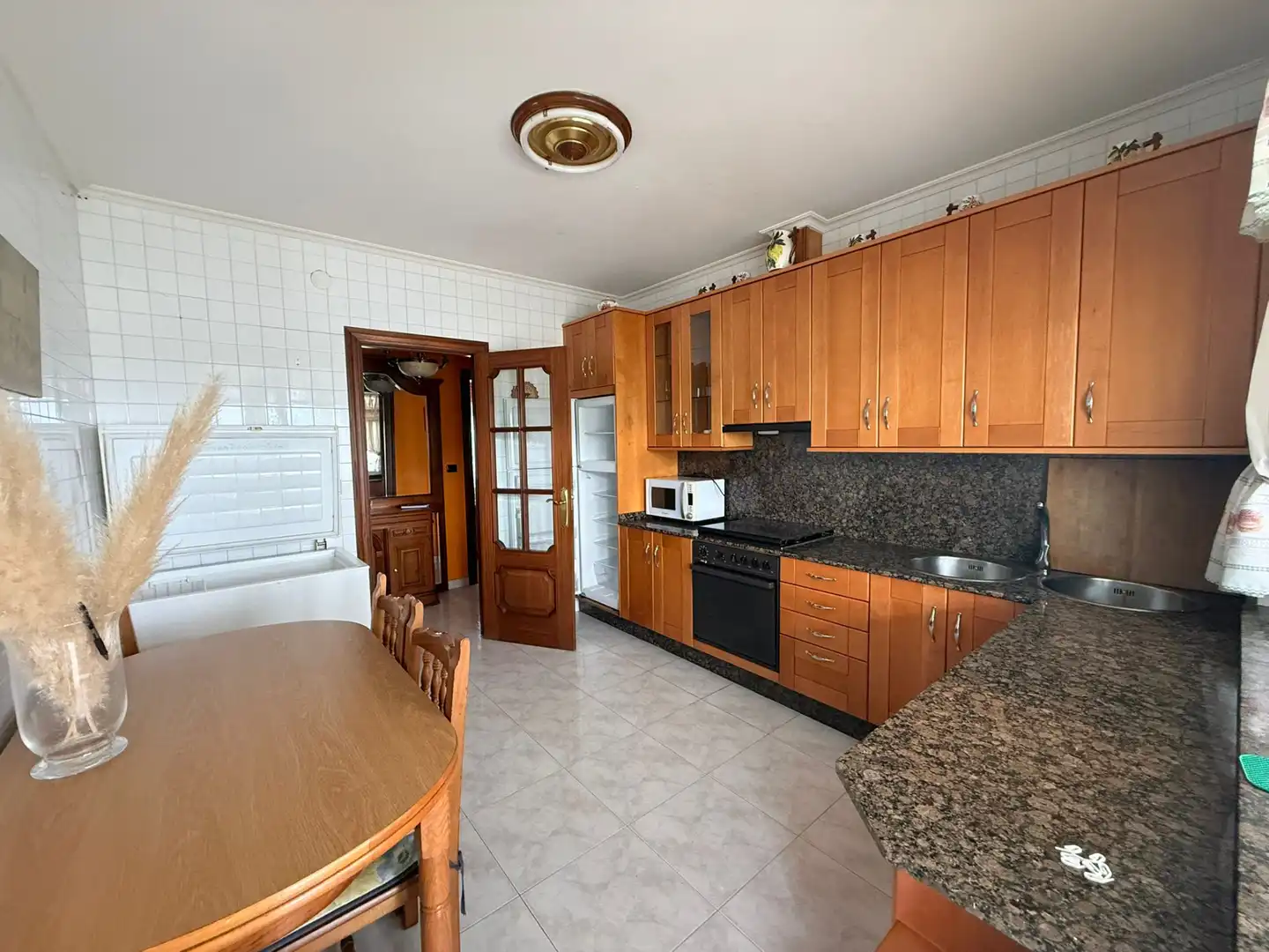 https://static.fotocasa.es/images/ads/9737b2bd-0dfe-4418-9138-d25a2d534200?rule=original