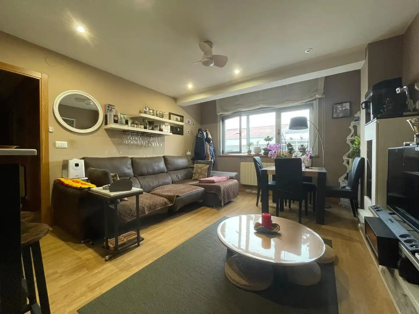 https://static.fotocasa.es/images/ads/bf6bdfca-500d-45ed-bcc5-3b3af701c68e?rule=original