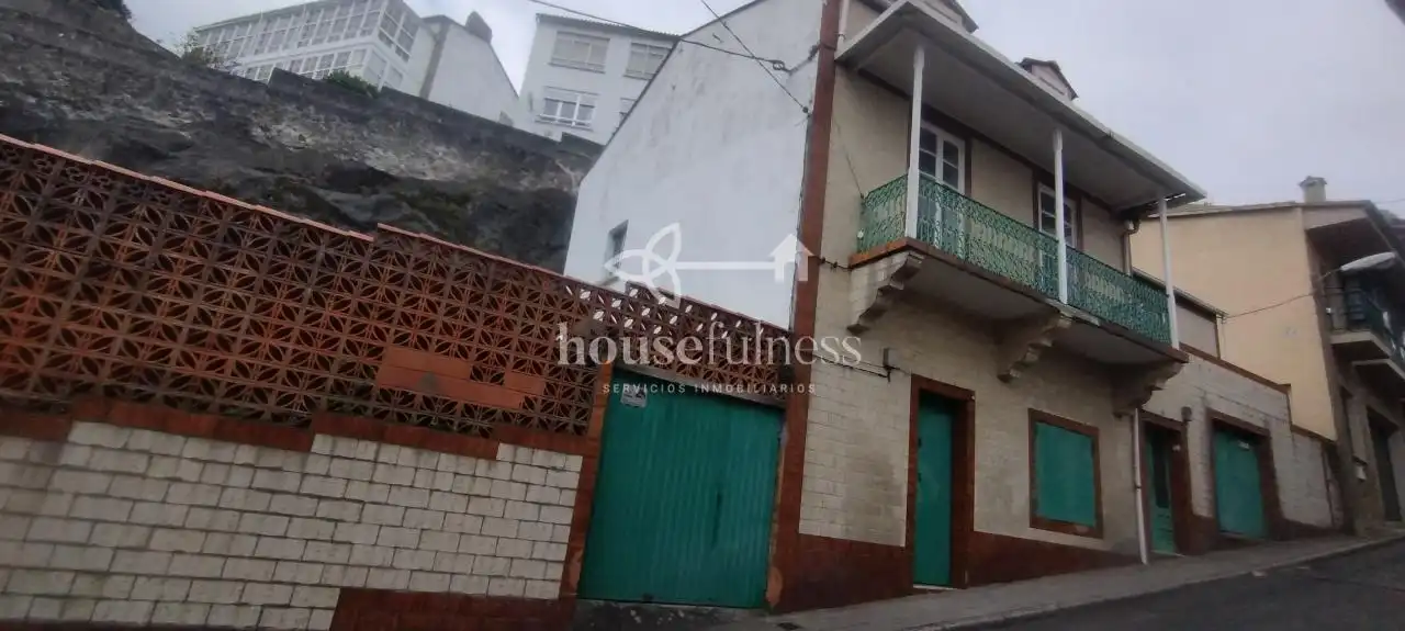 https://static.fotocasa.es/images/ads/9c7909f3-a65f-4cad-bec8-39905cfc4a02?rule=original