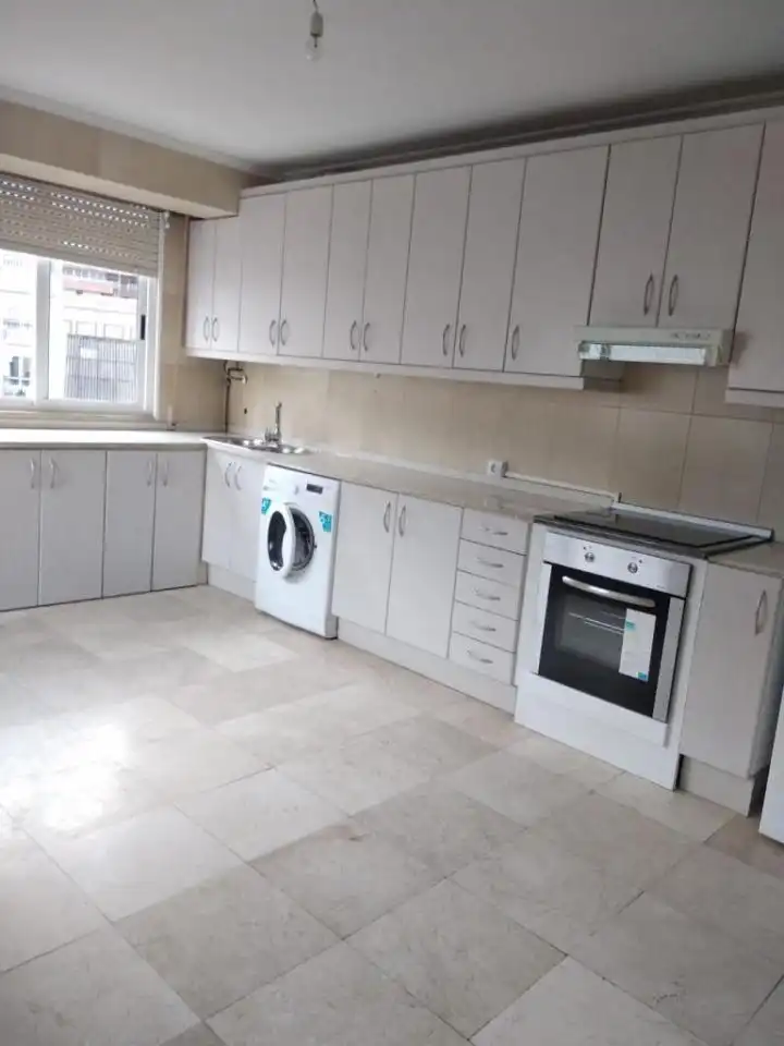 https://static.fotocasa.es/images/ads/2e9363ab-ce32-4897-b76e-75a98a5995bc?rule=original