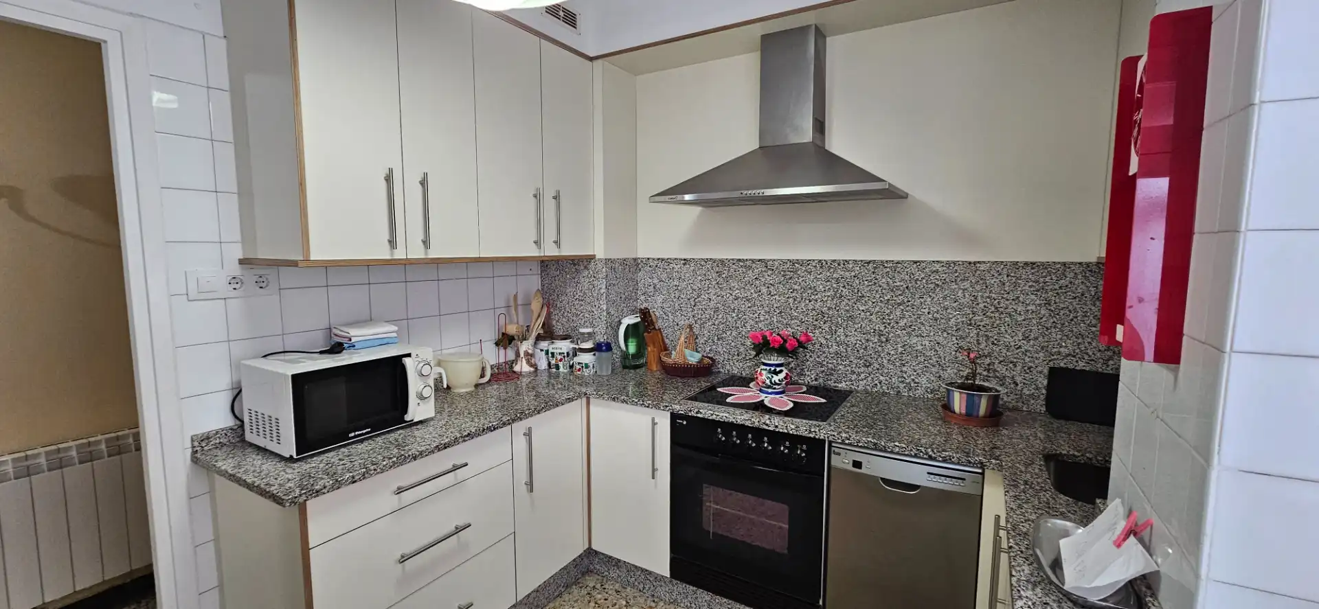 https://static.fotocasa.es/images/ads/b1cfdfea-b346-4505-b6fc-2c0b3352ff9c?rule=original