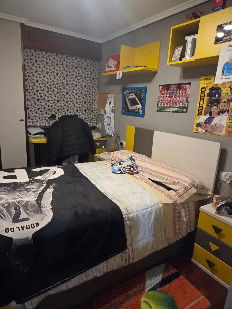 https://static.fotocasa.es/images/anuncio/2026/02/23/188914273/4850994179.jpg?rule=original