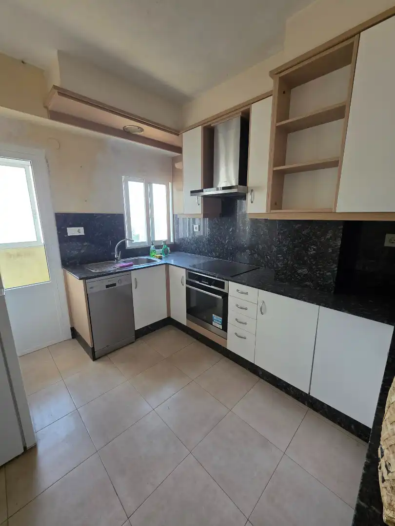 https://static.fotocasa.es/images/ads/1a4ab702-2e5c-4bff-b5d1-794b6ea05eee?rule=original