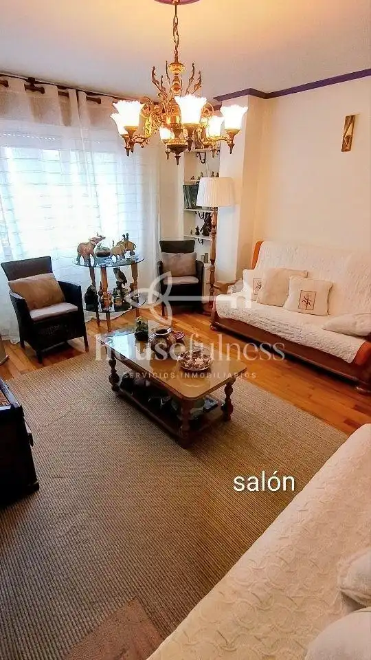 https://static.fotocasa.es/images/ads/4d28bace-688d-4bd2-833e-315381c0a248?rule=original