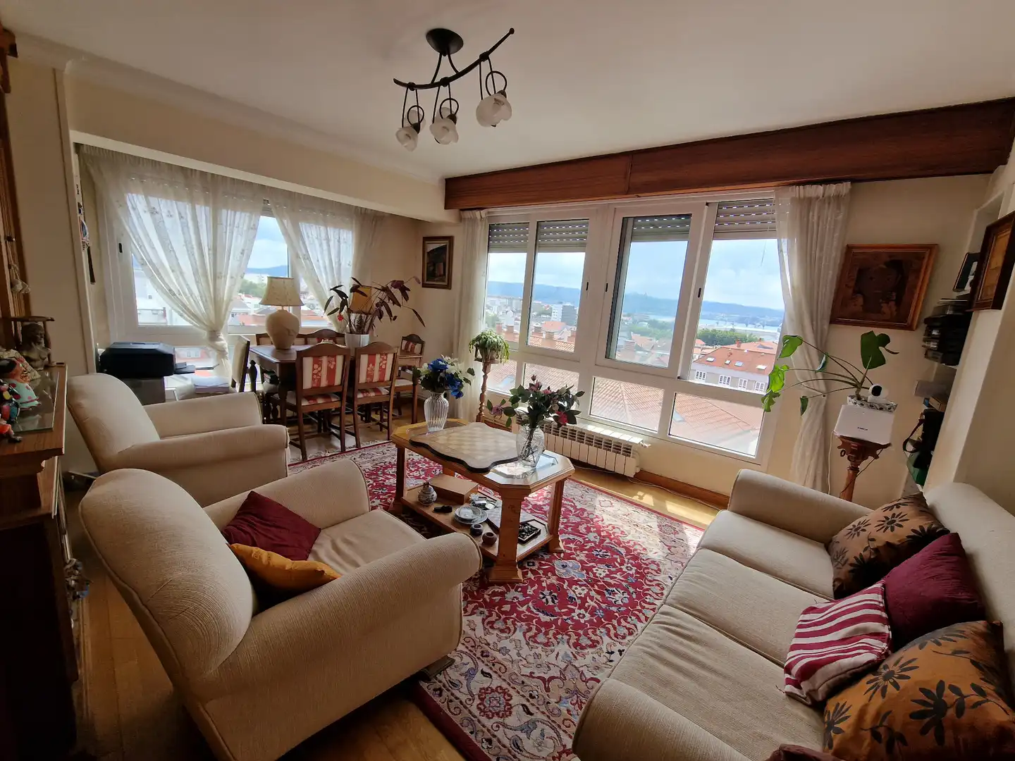 https://static.fotocasa.es/images/ads/fbe70a10-8e31-48b7-8a22-55a7fca3d3eb?rule=original