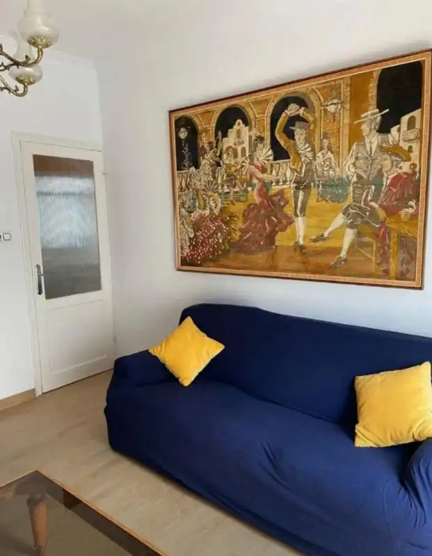 https://static.fotocasa.es/images/ads/a34474c2-8984-426a-90bc-371aa65ea33b?rule=original