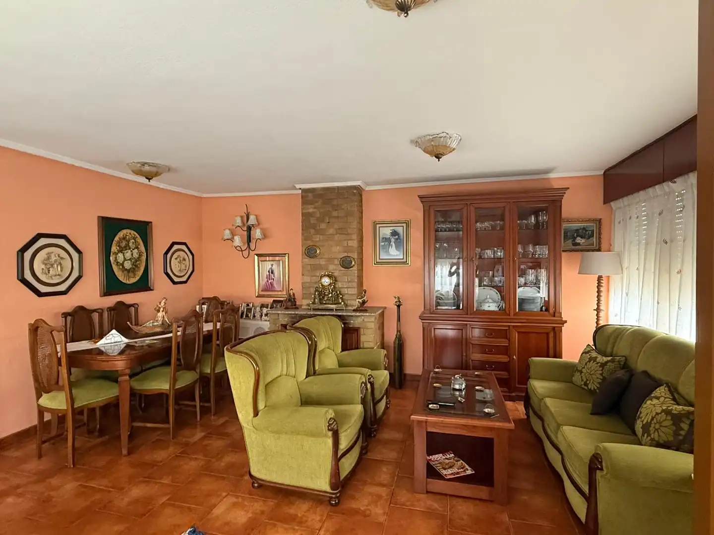 https://static.fotocasa.es/images/ads/6d60264b-3e6f-4b27-9b0a-c68fbd79fe8b?rule=original