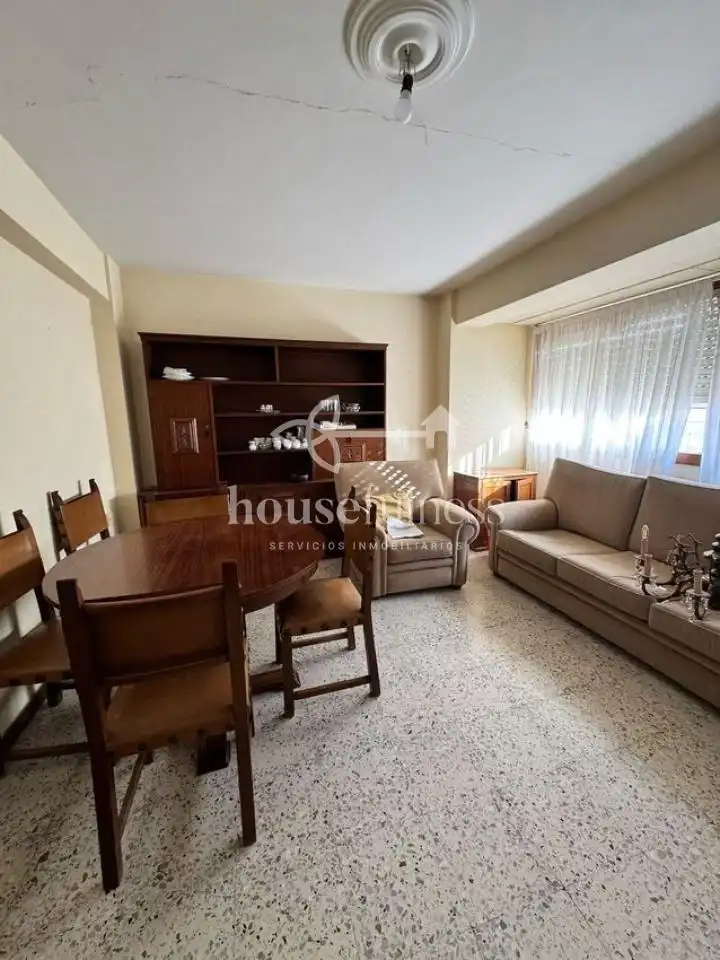 https://static.fotocasa.es/images/ads/78e22667-7ea9-4593-98fb-033673675121?rule=original