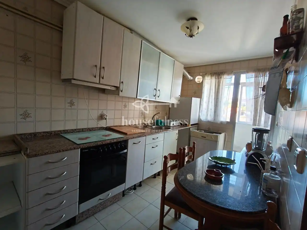 https://static.fotocasa.es/images/ads/77973130-6859-4eaf-93db-a0e2f1278810?rule=original