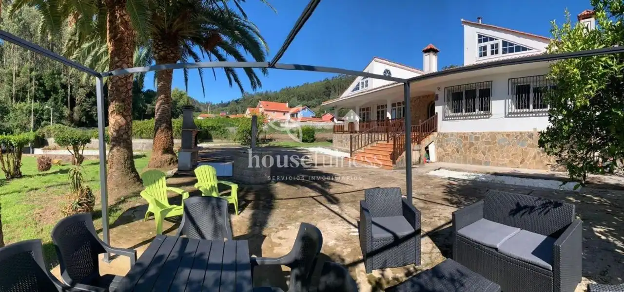 https://static.fotocasa.es/images/ads/92d978d3-2438-44c3-a4fe-b52e4935dc3b?rule=original