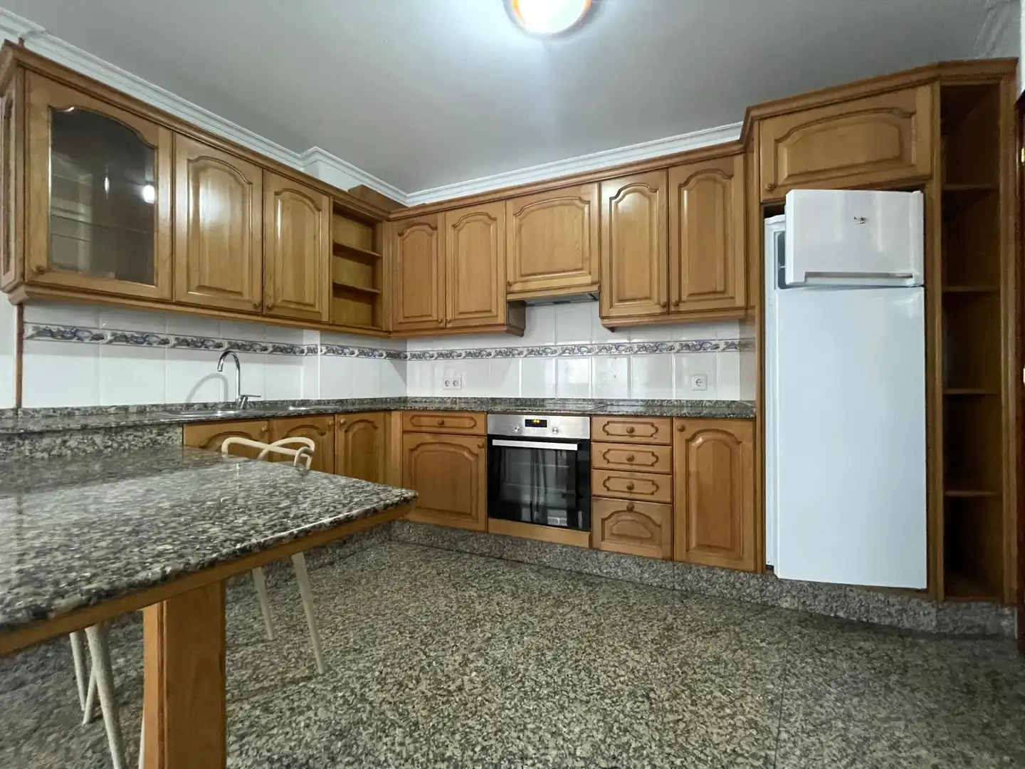 https://static.fotocasa.es/images/ads/e39ad87b-5af2-4c41-a0c9-2bd6db476636?rule=original