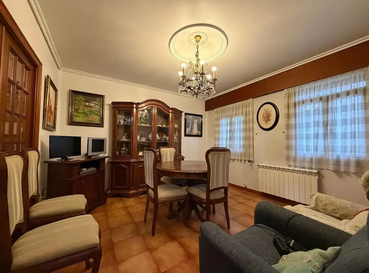 https://static.fotocasa.es/images/ads/483c250a-03b1-4816-9a27-15862ff514b2?rule=original
