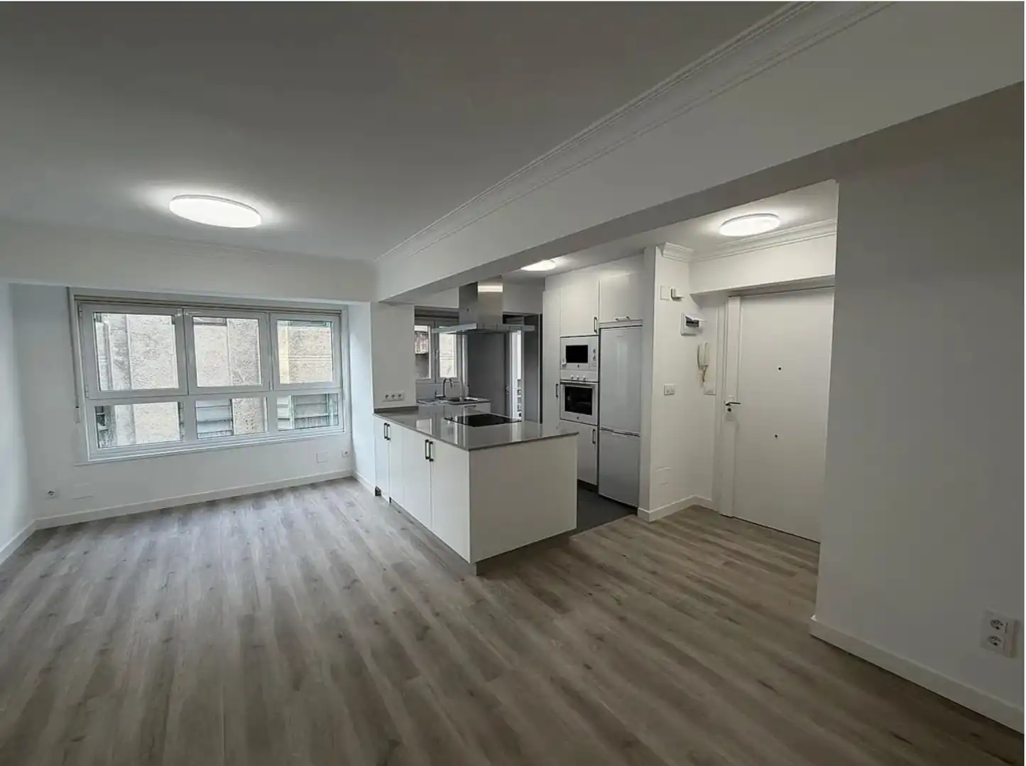 https://static.fotocasa.es/images/ads/f7808273-6abf-426b-8ff7-24d66b979235?rule=original