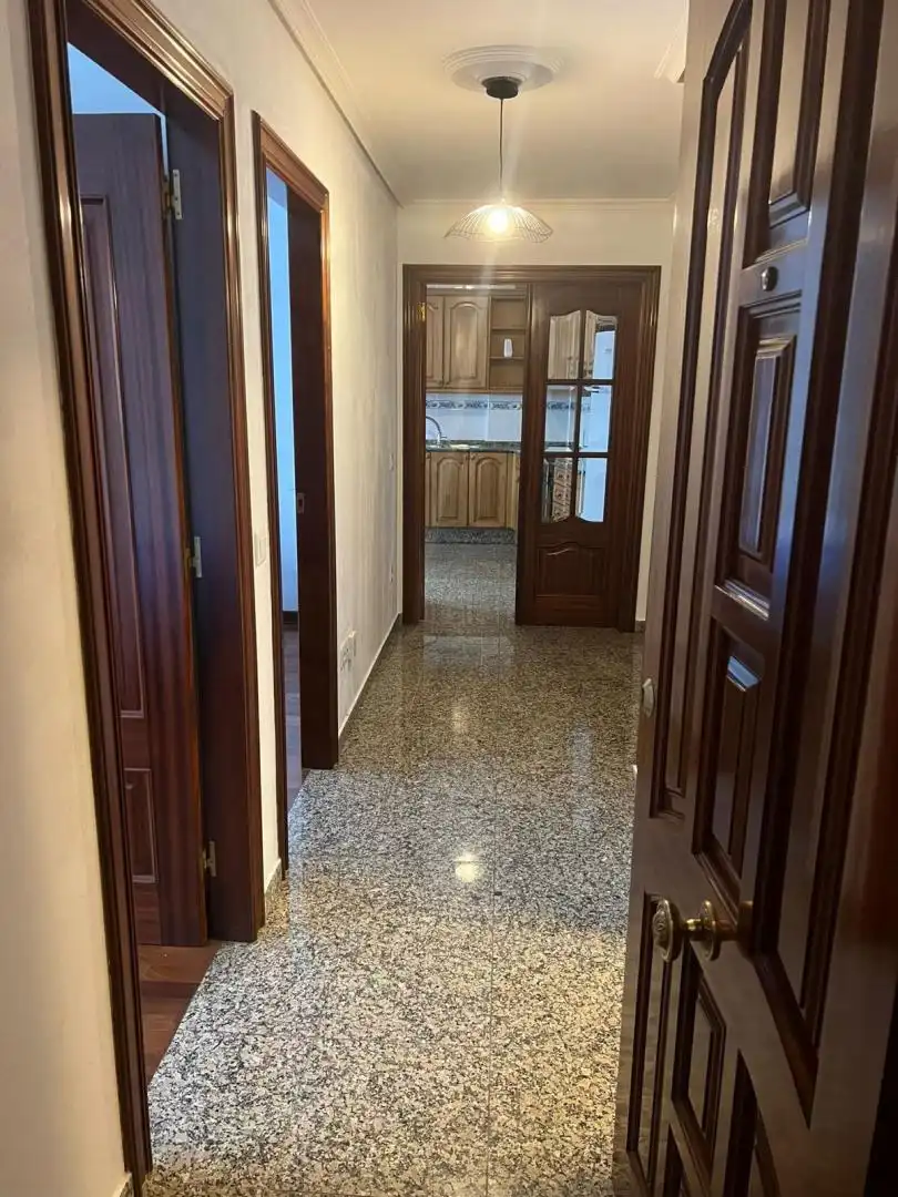 https://static.fotocasa.es/images/anuncio/0001/01/01/189043967/4860123798.jpg?rule=original