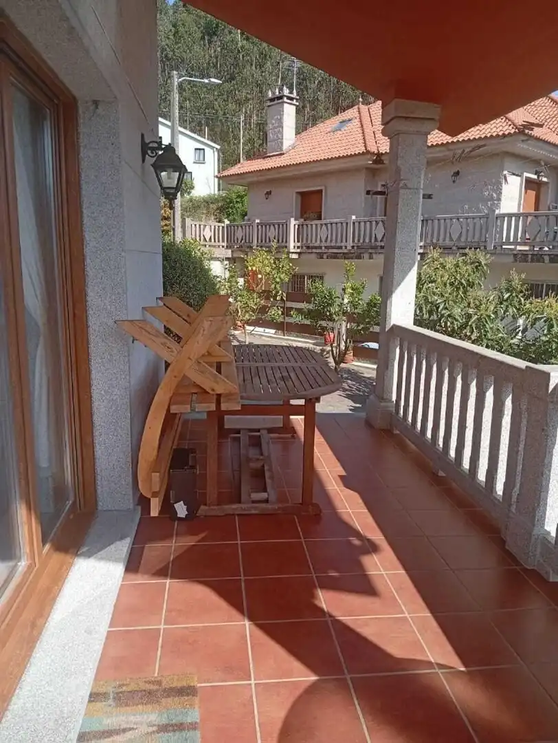 https://static.fotocasa.es/images/ads/d3a2abb8-cffa-41e3-9a05-2831cff1812b?rule=original