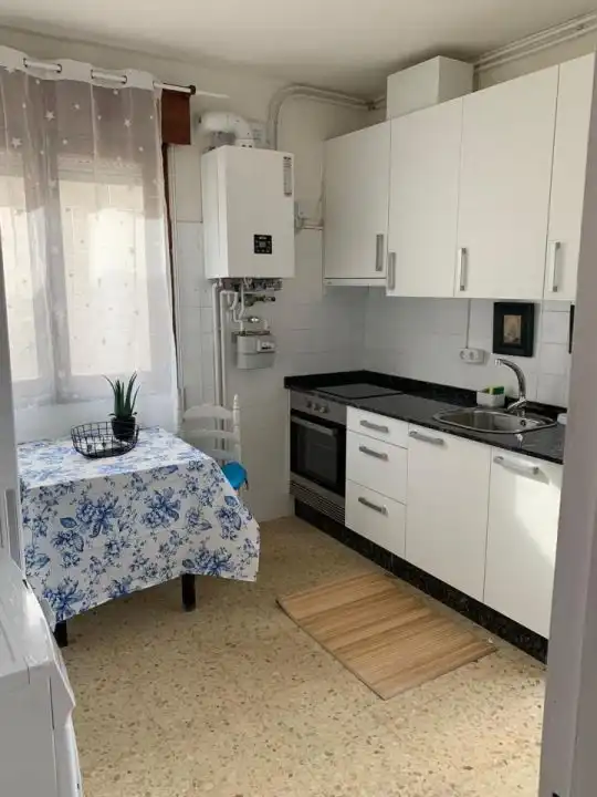 https://static.fotocasa.es/images/ads/07783eab-29b6-4980-92ab-1357c2cf9df3?rule=original