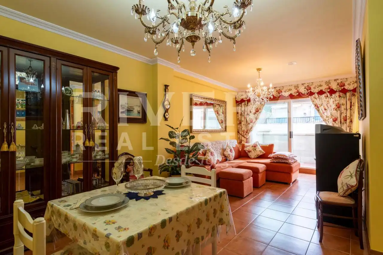 https://static.fotocasa.es/images/ads/7b26014c-0d44-4cdc-a747-ca9980f52ef6?rule=original