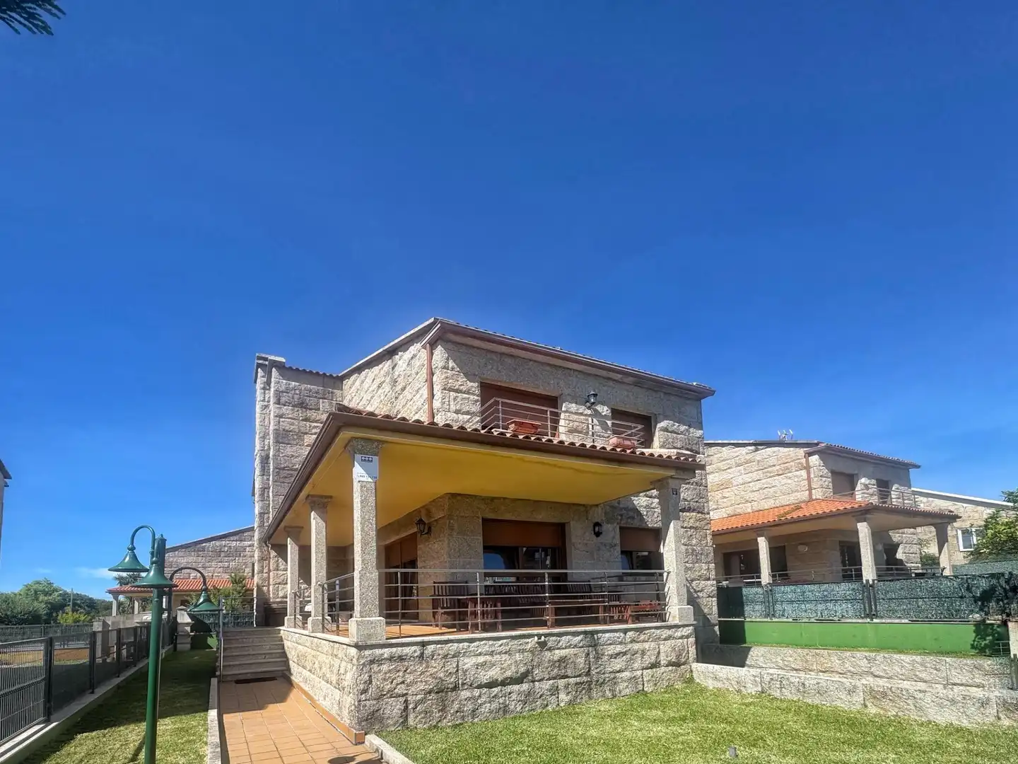 https://static.fotocasa.es/images/ads/2ee4beae-1240-4c01-8335-fcfd5ad8c101?rule=original