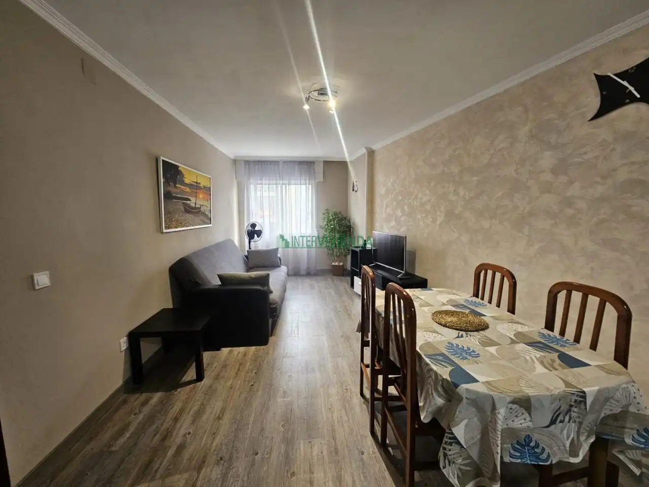 https://static.fotocasa.es/images/ads/ba6dd3de-347c-48a7-8609-d1c7e9a2c498?rule=original