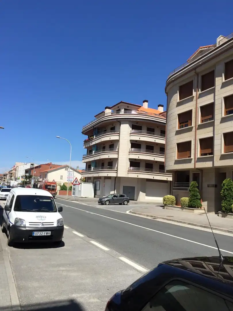 https://static.fotocasa.es/images/ads/de72fac7-4ec1-4281-a777-c1c5863e05d7?rule=original