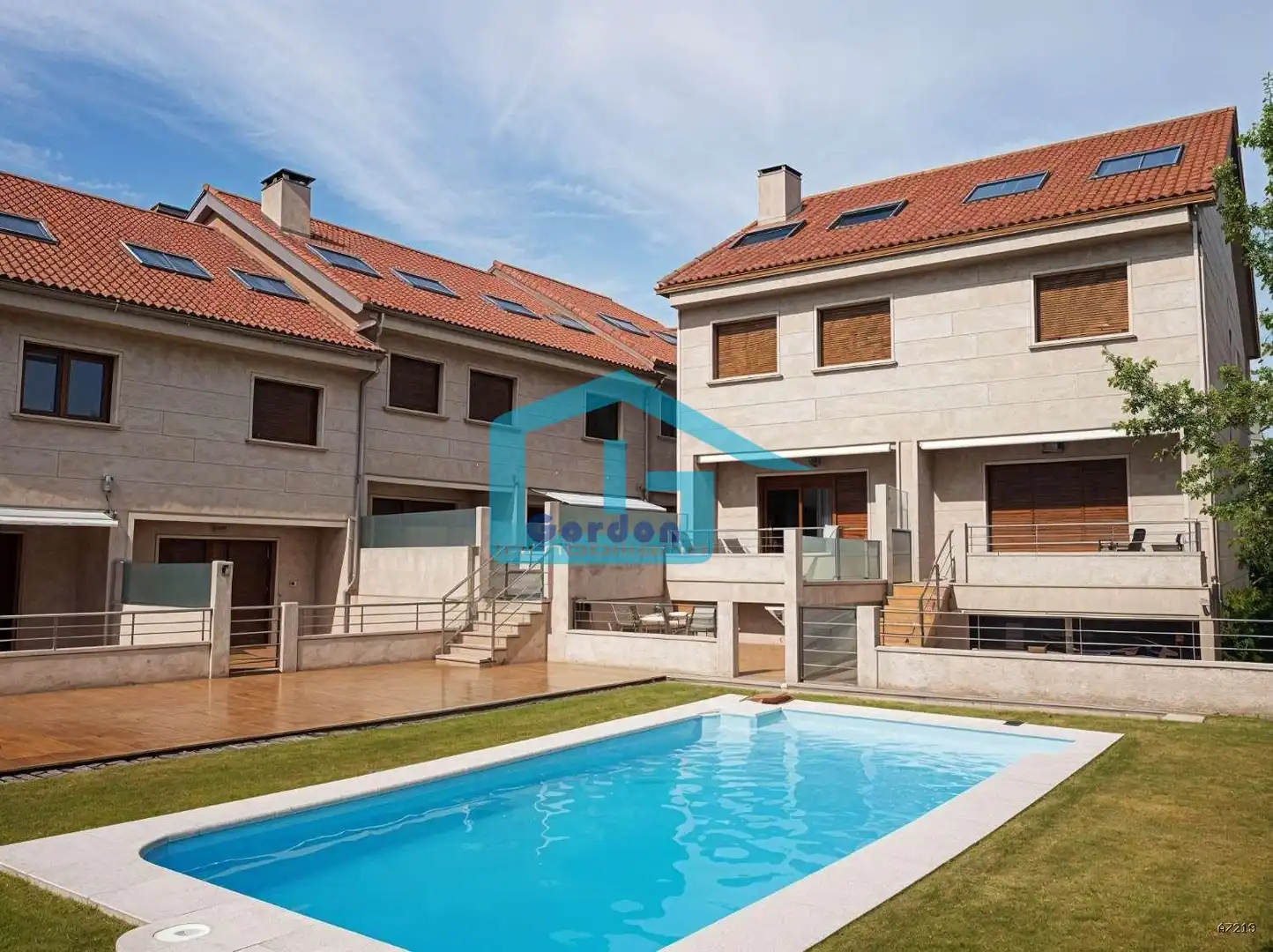 https://static.fotocasa.es/images/ads/8c545259-945e-4bf1-a2ab-9610f6645de7?rule=original