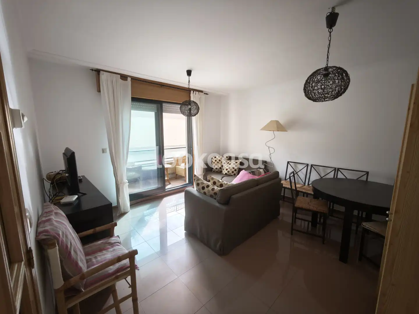 https://static.fotocasa.es/images/ads/23bda4f6-e74e-470e-84e4-8ef06262ab5b?rule=original