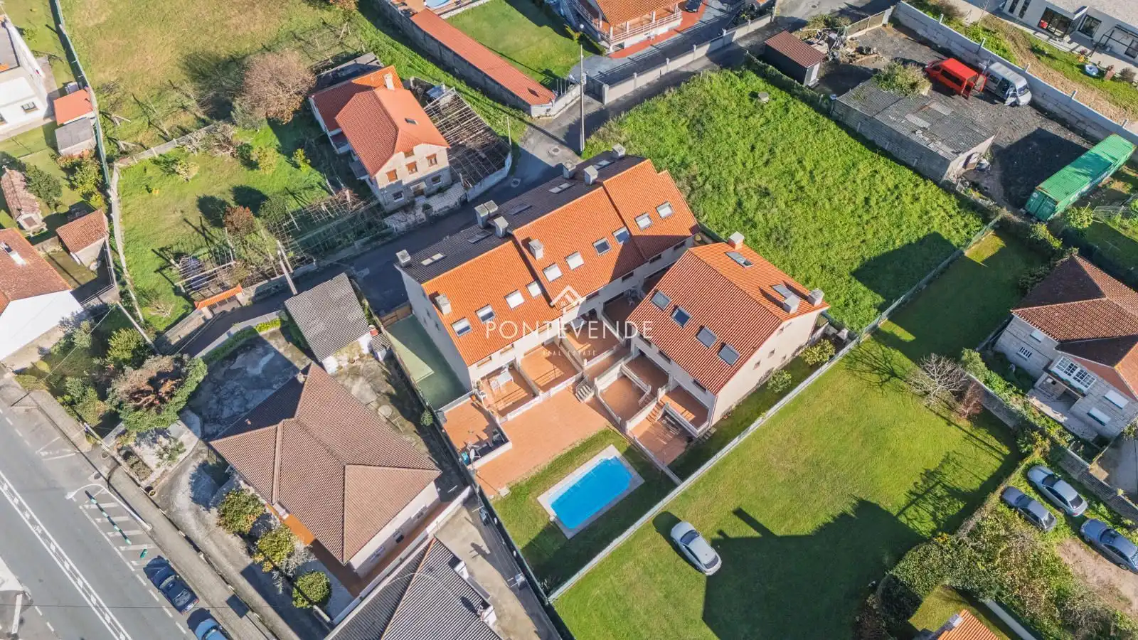 https://static.fotocasa.es/images/ads/1c738a28-f4a0-497e-b8fe-d222b17a11a0?rule=original
