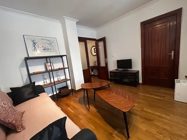 https://static.fotocasa.es/images/ads/482214f6-69e2-402b-9805-2e7f462fc73e?rule=original