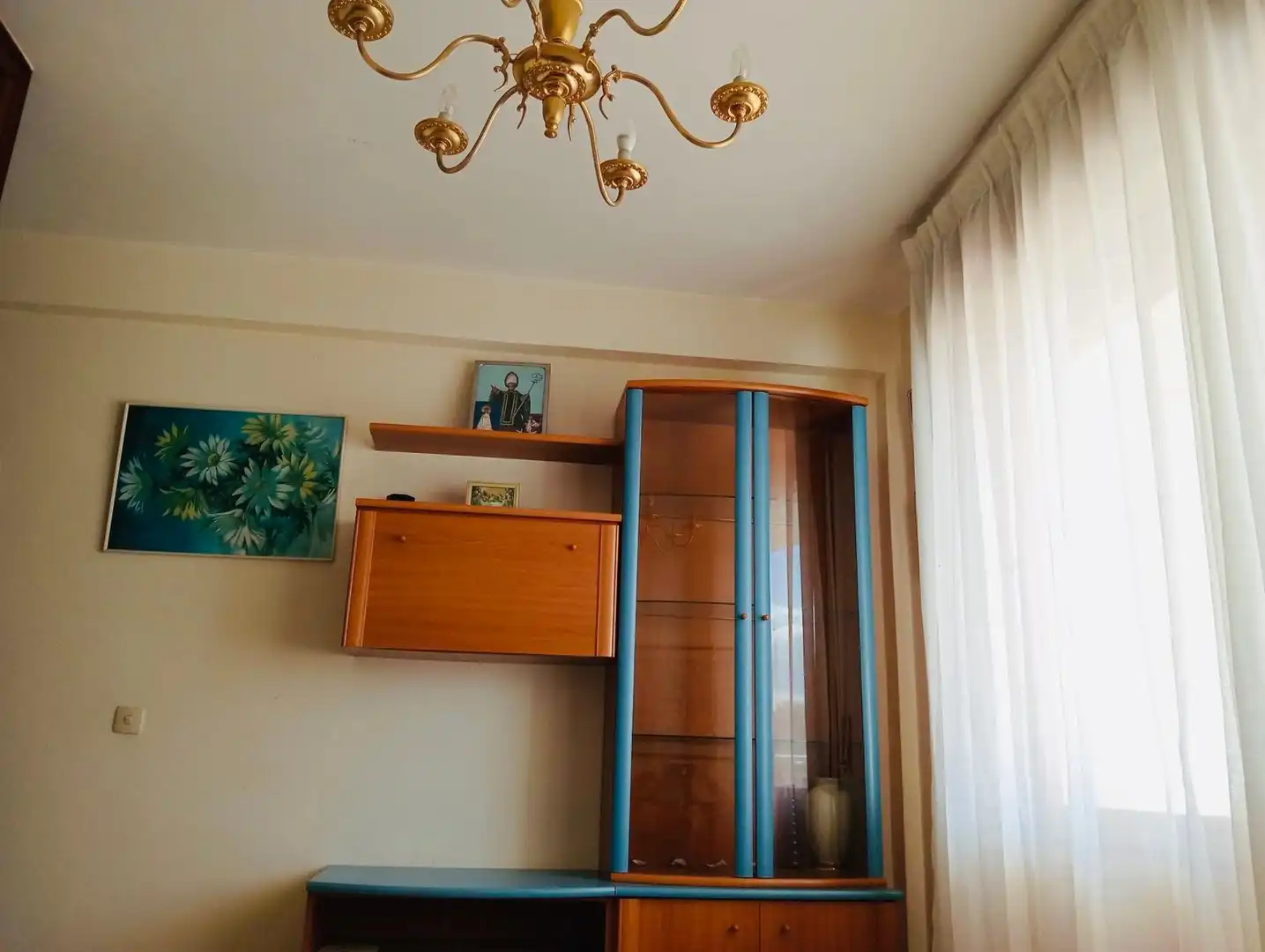 https://static.fotocasa.es/images/ads/1dc38980-58bf-46ab-ba25-dbc613d73c82?rule=original
