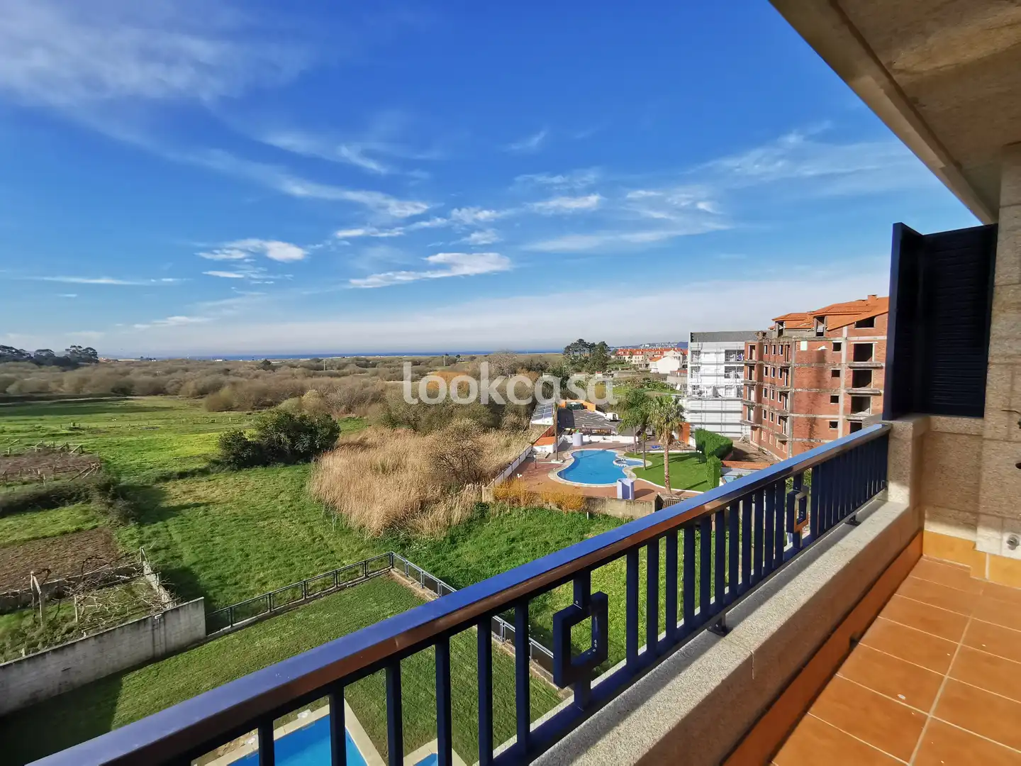 https://static.fotocasa.es/images/ads/be5c3bd7-3c9d-4656-b0f2-edc295df04b5?rule=original