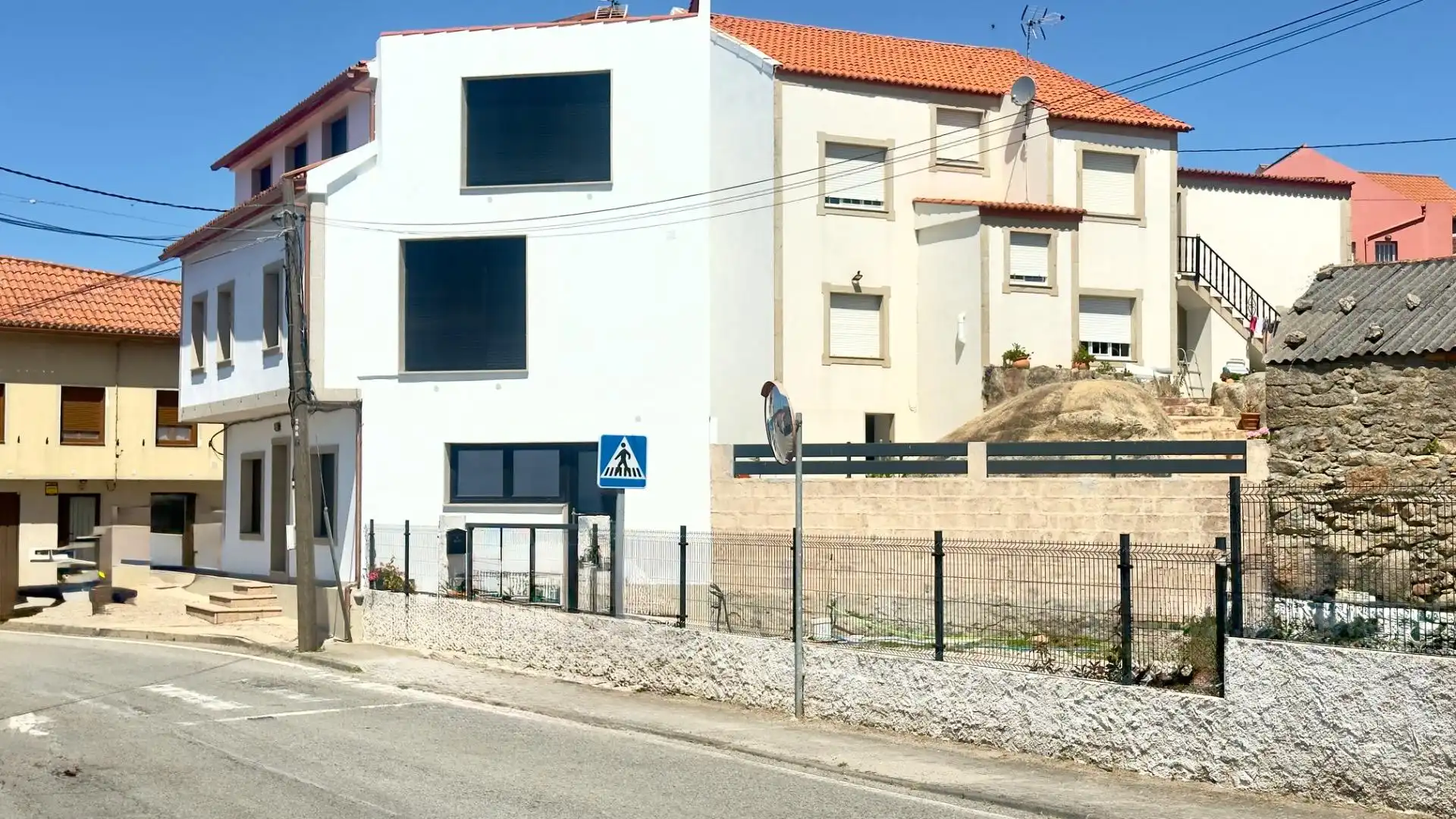 https://static.fotocasa.es/images/ads/4058230a-655a-420b-aff1-d4c8e68abf03?rule=original