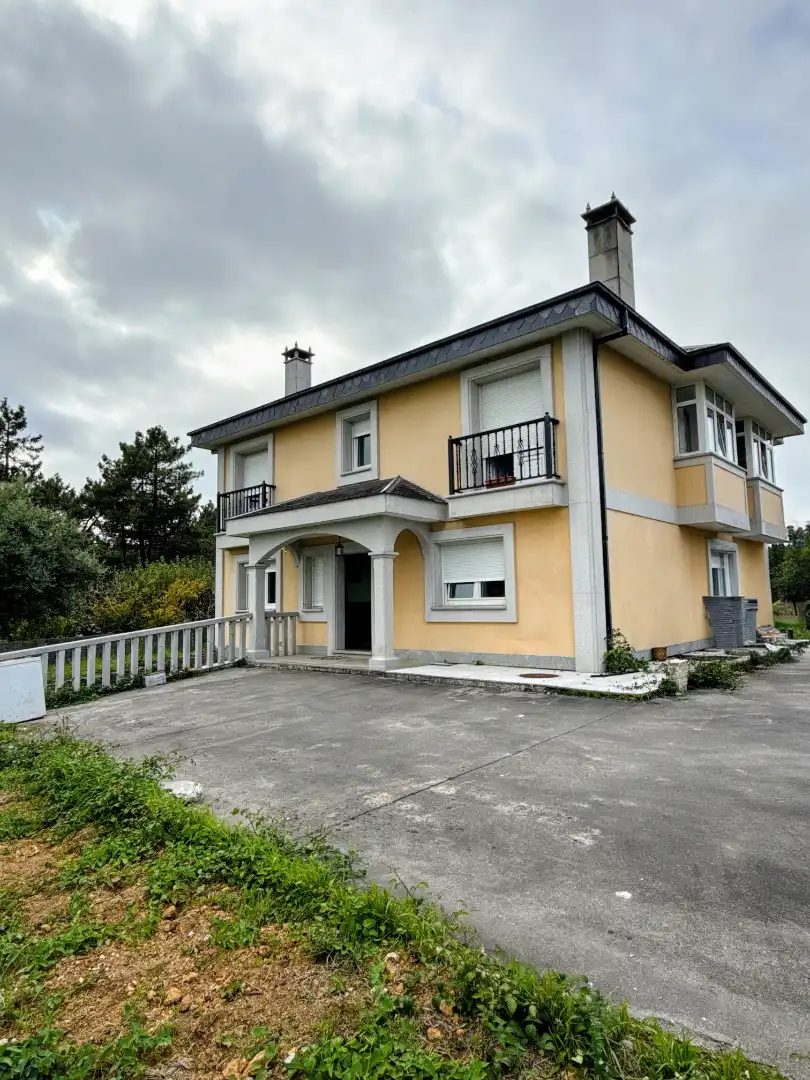 https://static.fotocasa.es/images/ads/bace1e78-ebc4-43df-bbcc-01351775a04b?rule=original
