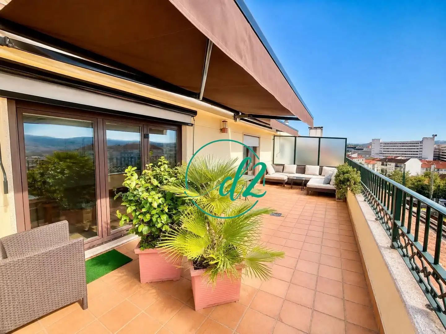 https://static.fotocasa.es/images/ads/ee325bb1-8693-445f-b07f-8f4a4c7f0468?rule=original