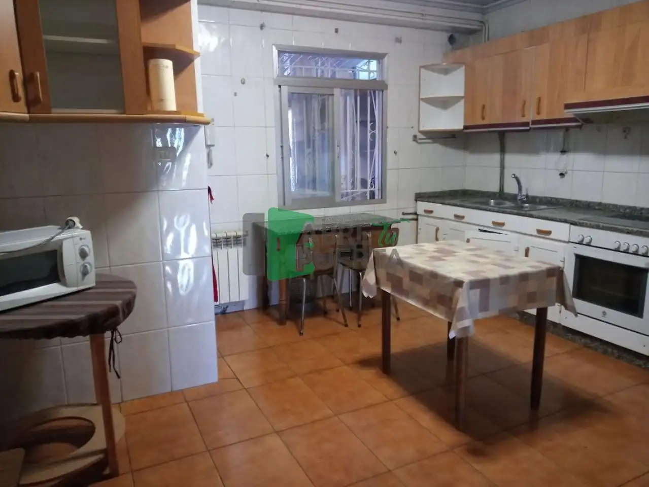 https://static.fotocasa.es/images/ads/d95915f7-18f4-4aab-8e6c-9ca792f1d3e8?rule=original